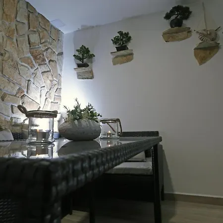 Wellness Kristyna - Acko 3*