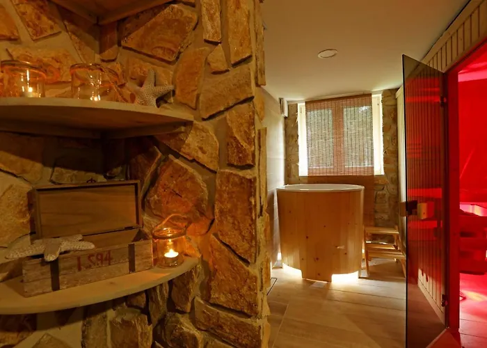 Гостевой дом Wellness Kristyna - Acko 3*
